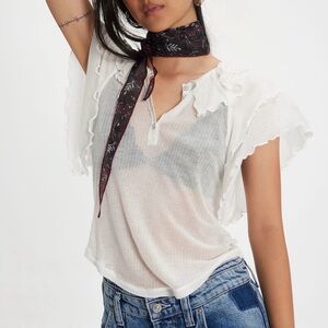 Women's White Ruffled Top Vivianne Knit tee